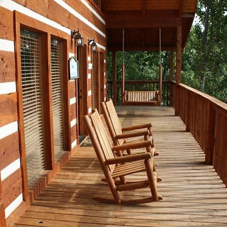 View! Private! Hot Tub,Pool Table,Fireplace,Relax! 塞维尔维尔 外观 照片